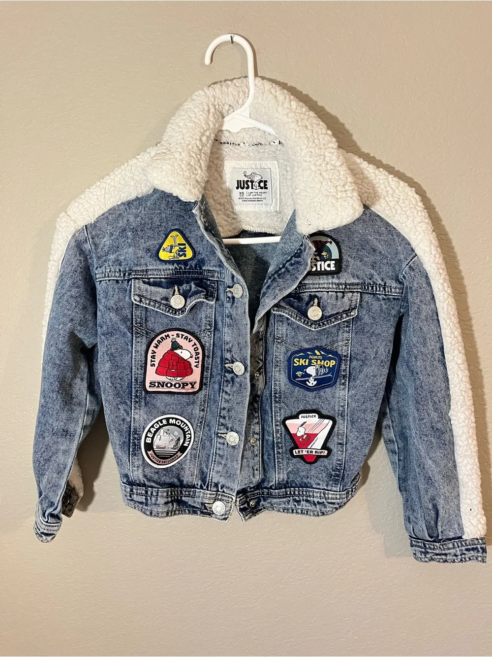 Justice x Peanuts Snoopy Ski Patch Sherpa Denim Jacket Girls XS 5/6 Winter